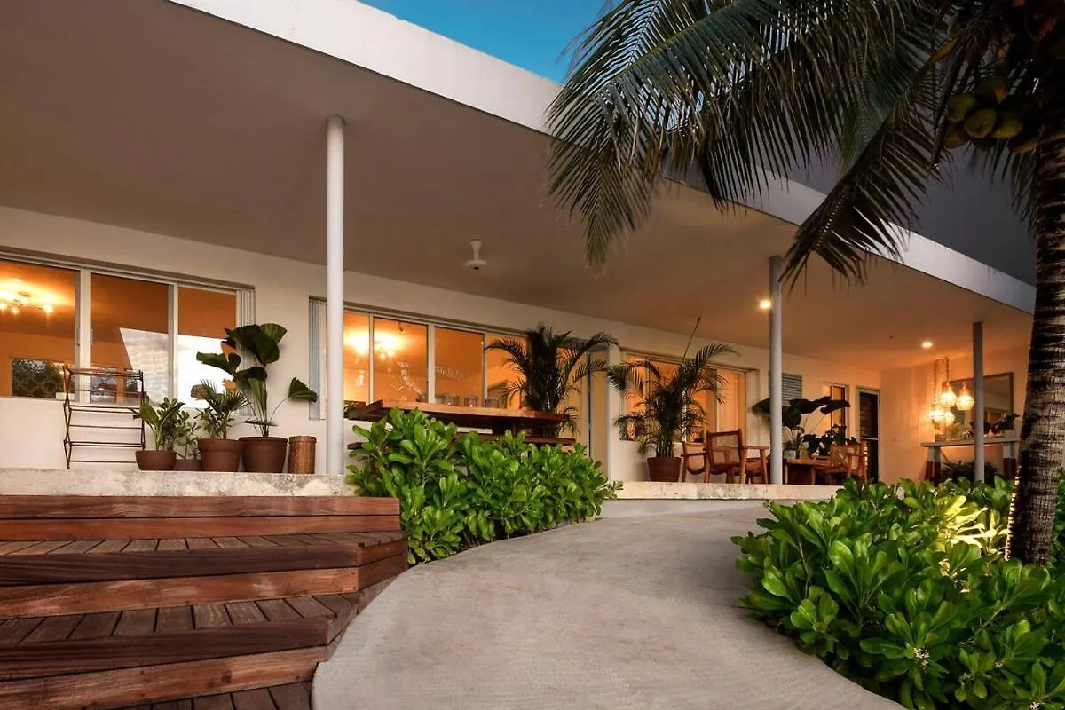 Gorgeous Beach Front House Cozumel Villa