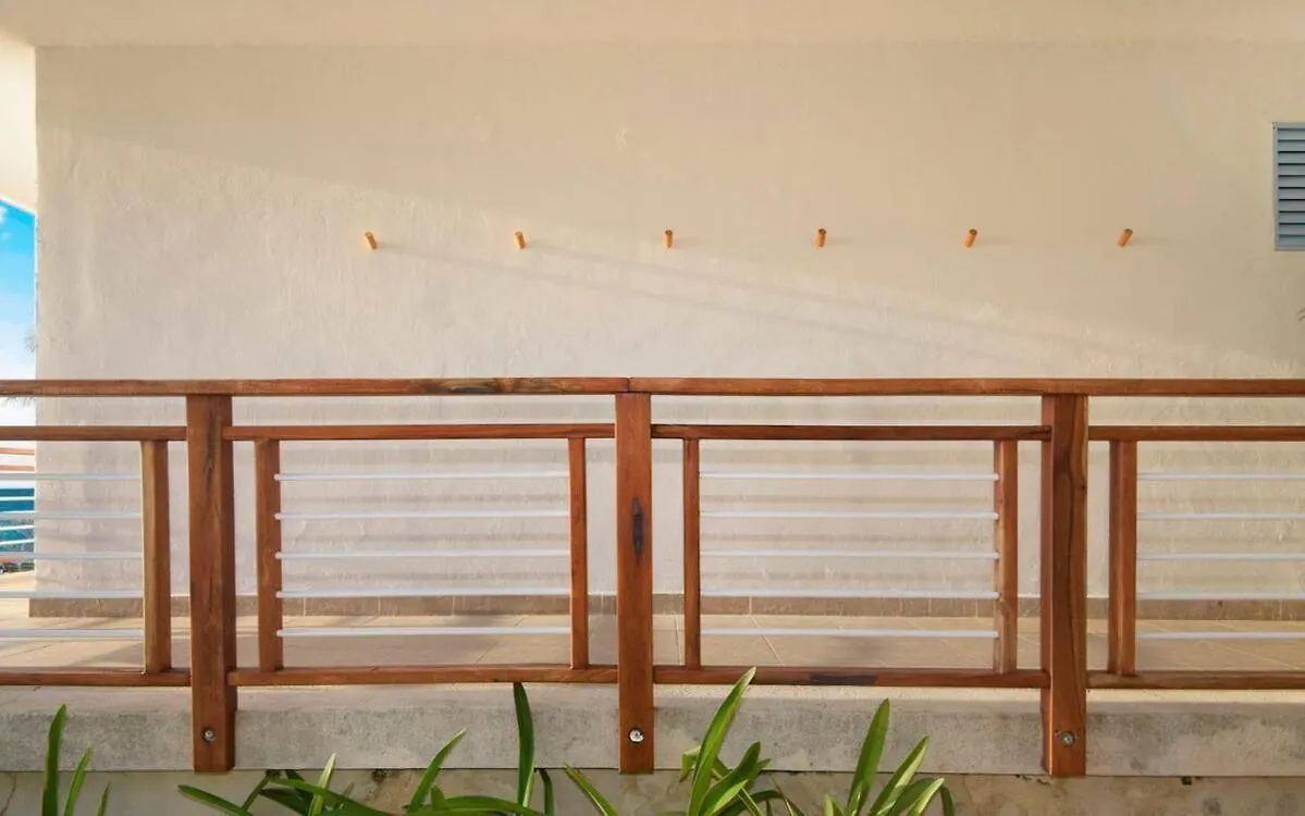 Gorgeous Beach Front House Cozumel Villa